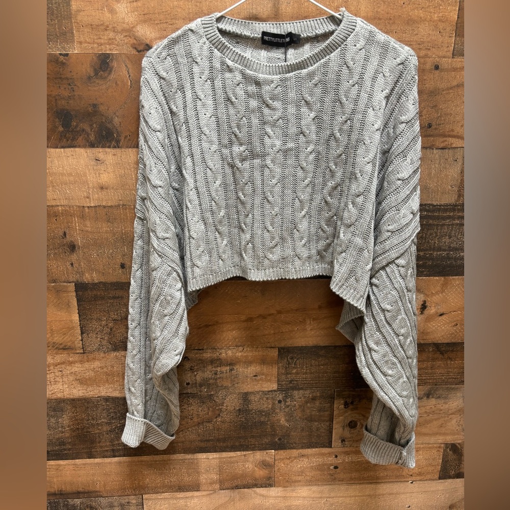 PRETTYLITTLETHING oversized cable knit cropped sweater.  Size: Small